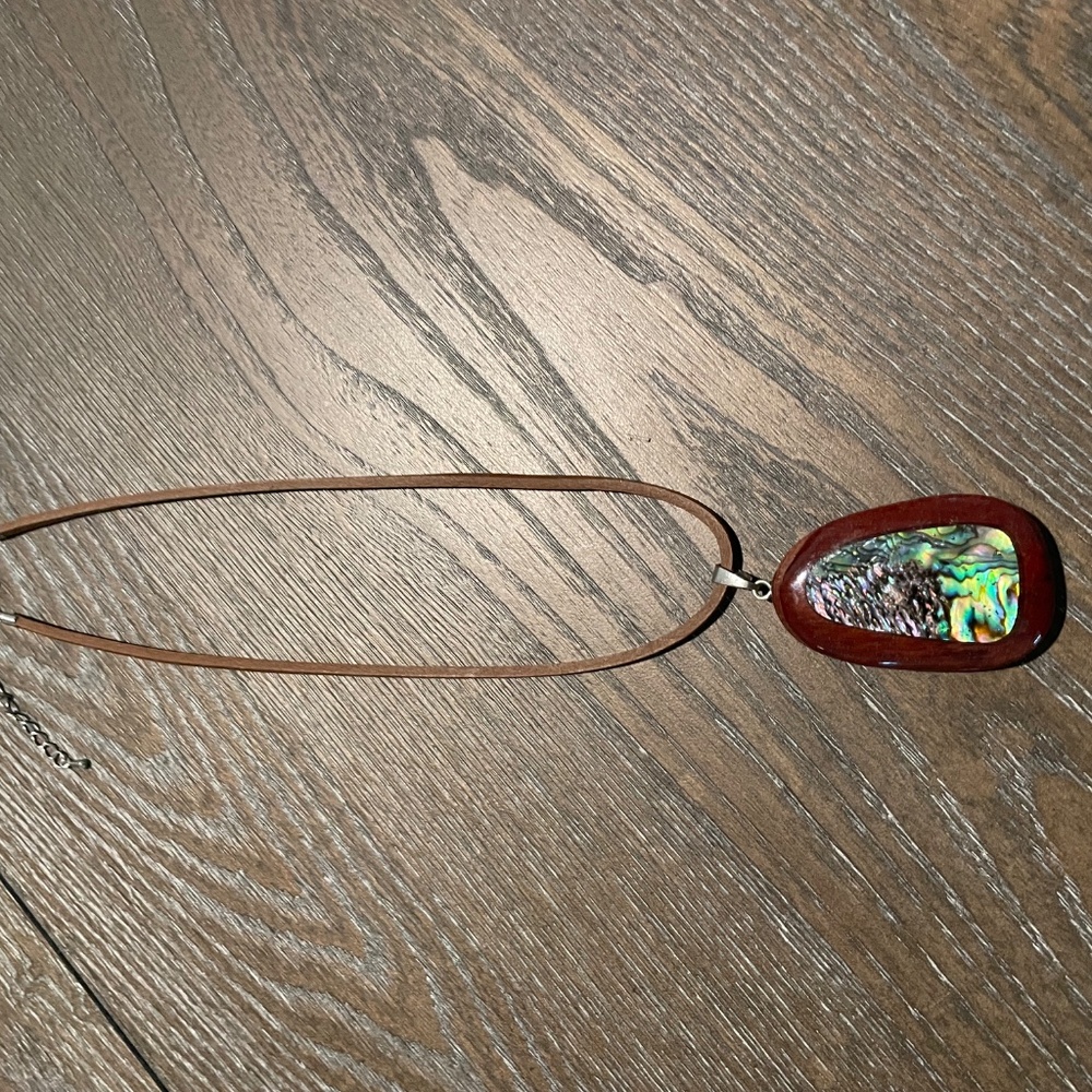 Pendant Rope Necklace - Picture 2 of 3